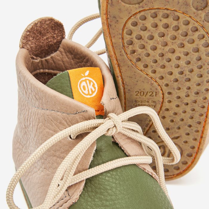 Lauflerner Barfußschuhe Schnürer khaki Orangenkinder