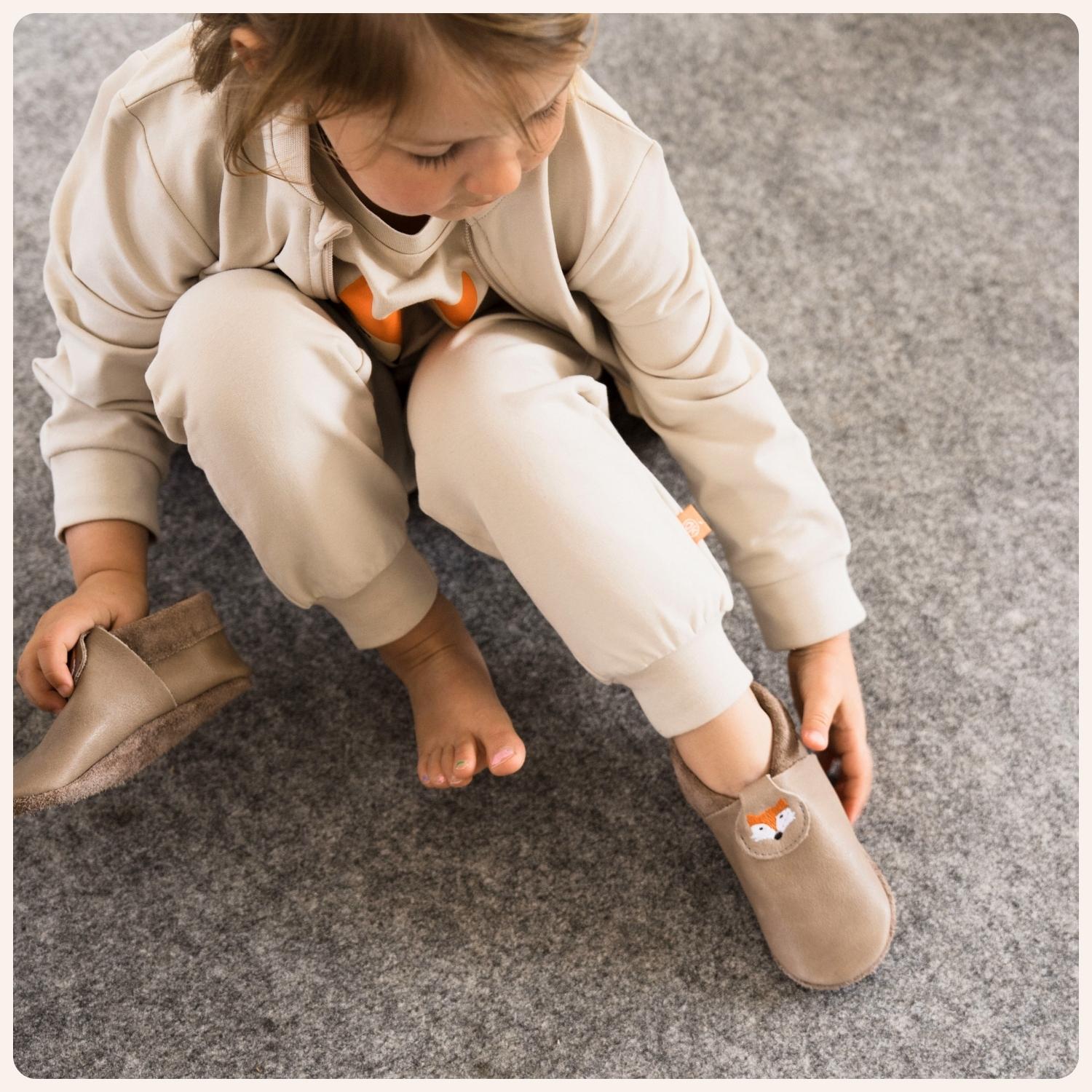 Children's Slippers Fränzchen the Fox - Image 2