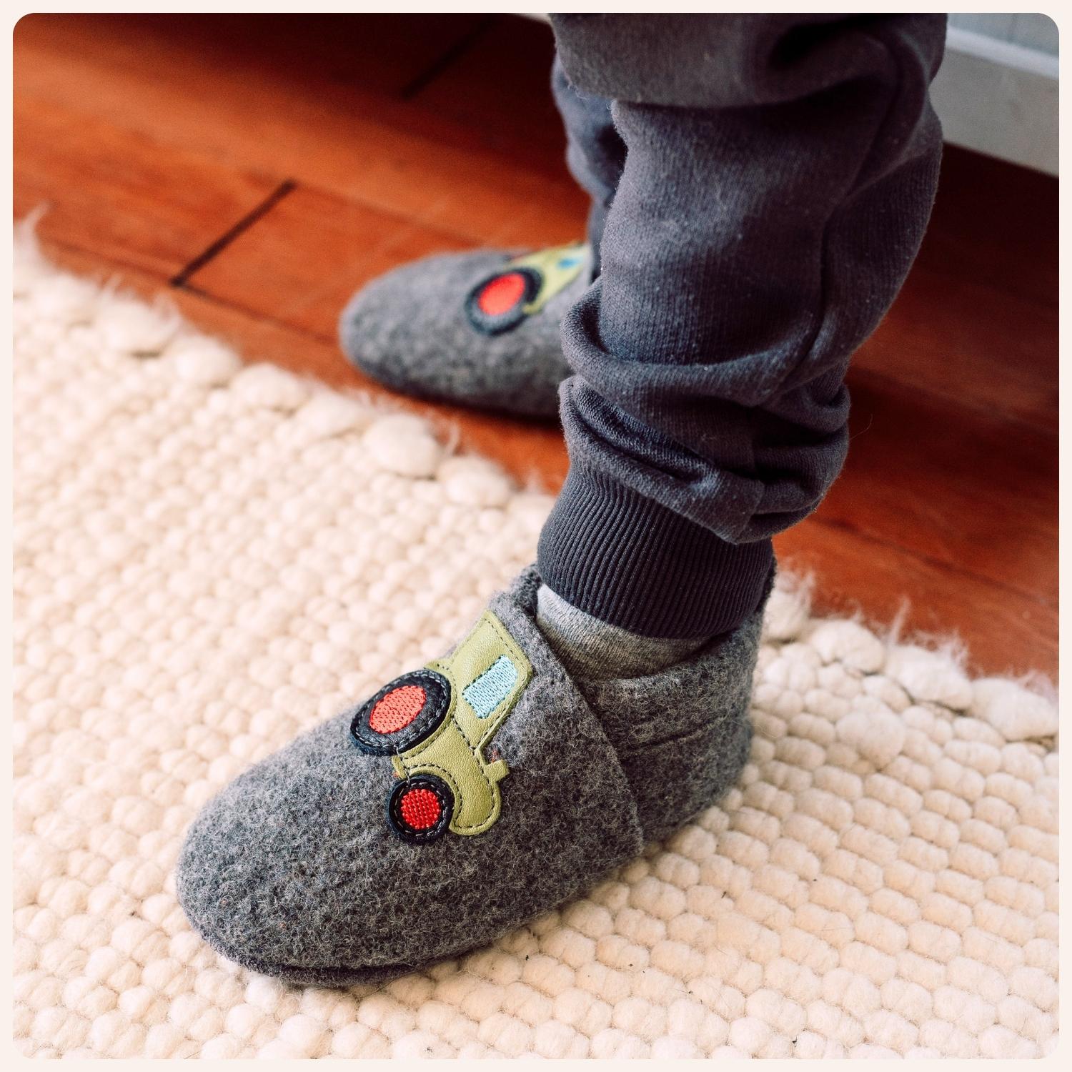 Children's Felt Slippers Tractor Herbert - Image 2